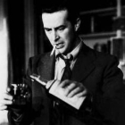 Ray Milland, protagonista de «El hombre que tenía rayos X...»