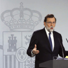 Rajoy compareció para explicar la aplicación del Artículo 155, tras el Consejo de Ministros extraordinario. JUAN CARLOS HIDALGO