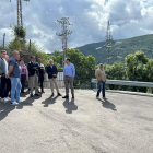 El consejero de Medio Ambiente, Juan Carlos Suárez Quiñones, visitó ayer las obras. DL