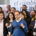 Tudanca y Luena, ayer, junto a los candidatos del PSOE por las nueve provincias de la Comunidad.