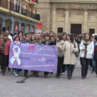 Las autoridades de Valencia de Don Juan no faltaron a la cita contra la violencia.