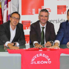 Los representantes del Cleba y de la Universidad.