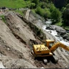Las obras en las proximidades de Caín resultan complicadas hasta para el acceso de la maquinaria