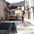 Asfaltado de la calle Padre Isla de Cistierna.