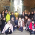 Participantes en la reunión en su visita a la Basílica