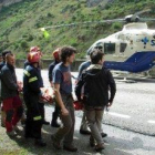 El escalador herido, antes de ser trasladado al Hospital de León