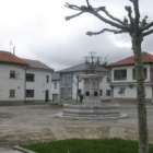 Imagen de archivo de la plaza del Ayuntamiento, que acaba de ser remodelada.