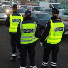 Control policial en las calles de París, este martes.