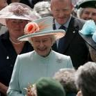 La reina Isabel II durante la ceremonia en homenaje a las mujeres de la II Guerra Mundial