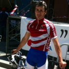 El ciclista Sergio Pérez fue protagonista en Cantabria. DL