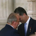 Fotogalería: Juan Carlos firma la abdicación