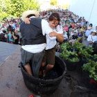 Una de las parejas participantes en la exhibición de pisada