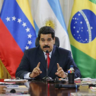 Nicolás Maduro, durante la reunión con los cancilleres de la Unasur, el martes en Caracas.