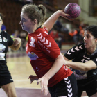 La lateral del Carobels Cleba, Marta Méndez, durante un partido.