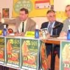 Sosa y Aller, ambos en el centro, durante la charla coloquio