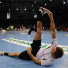 El Ademar ya jugó ante el Veszprem hace tres años; Stranovsky, durante el entrenamiento en Hungría.