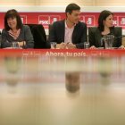 Pedro Sánchez encabeza la reunión permanente del PSOE en Ferraz.