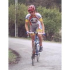 El ciclista leonés Adrián Mateos, durante uno de sus entrenamientos