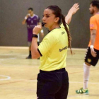 Lorena García, en acción, en un reciente encuentro de balonmano