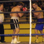 Jonatan Rodríguez, a la derecha, dominó siempre a su rival.