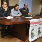 Francisco Viejo, Santiago Duarte y Manuel Moya, ayer en una asamblea convocada por la AUGC en León