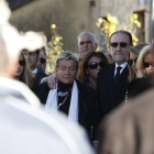 María José Álvarez y otros familiares en el entierro de David Álvarez en Crémenes.