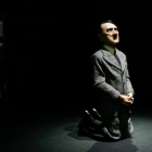'Él', la estatua de Hitler de Cattelan que se ha vendido por 15 millones.