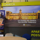 Cartel de la exposición que puede verse en Correos. DL