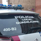 Un vehículo de la Policía local de Guadalajara.