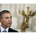 Obama, pensativo, durante una ceremonia en honor a un soldado que combatió en Afganistán, el lunes en la Casa Blanca.