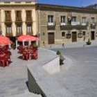 Terraza de un negocio hostelero en la plaza Mayor de Villafranca