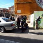Varias personas en el lugar del atropello