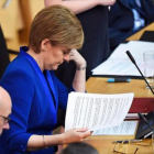 La ministra principal escocesa, Nicola Sturgeon, antes de intervenir en el Parlamento de Edimburgo.