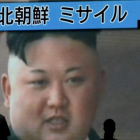 Imagen de Kim Jong-un en una pantalla de televisión en una calle de Japón.