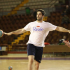 Castro, el mejor ante el Puente Genil, en un entrenamiento.