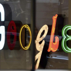 Logo de Google en sus oficinas en Nueva York.
