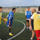 El entrenador Carlos González, segundo por la derecha, ya prepara el torneo infantil de León.