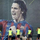 Los jugadores del Barcelona durante un entrenamiento en las instalaciones de la Ciudad Deportiva.