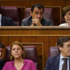 Casado (en la fila superior, a la izquierda), Santamaría (a la derecha) y Cospedal (en la inferior), en un pleno del Congreso del pasado mes de junio.