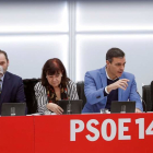 Ábalos, Cristina Narbona, Sánchez y Adriana Lastra ayer, en la Ejecutiva Federal del PSOE.
