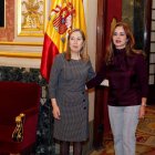 Ana Pastor junto a Silvia Clemente, ayer en el Congreso. VÍCTOR LERENA