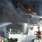 El fuego en el transbordador fue apagado por el servicio de guarda costas de la bahía de Manila