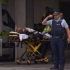 Una víctima del ataque en una mosquita en Christchurch, Nueva Zelanda.