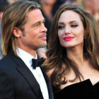Angelina Jolie, con su marido Brad Pitt, en los Oscar del 2012.