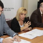 Juan Martínez Majo, Isabel Carrasco y José Antonio Álvarez Canal, en la presentación de la campaña