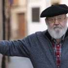 José Luis Cuerda, autor del libro ‘Me noto muy cambiá’, durante una visita a Villafranca del Bierzo