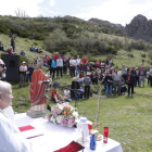 Los romeros subieron las 365 escalinatas. JESÚS F. SALVADORES