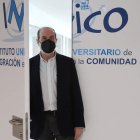 Miguel Ángel Verdugo Alonso en la sede de Inico. JM GARCÍA