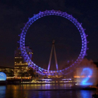 Imagen promocional de O2 en el Ojo de Londres, junto al Támesis. MAT DICKENS