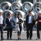 Luis Tudanca y Ángela Marqués visitaron ayer la factoría de Aceros Roldán, en Santo Tomás.